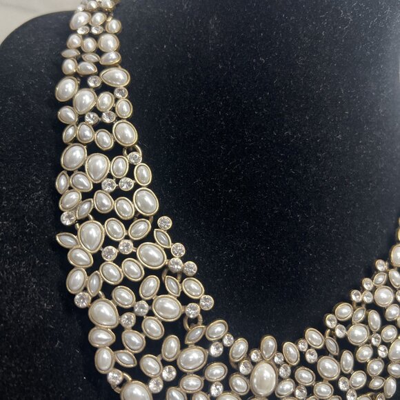 BaubleBar Kew Rhinestone Crystal Oversized Collar Necklace White Pearls Wedding - Picture 3 of 11